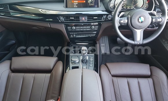 Nunua Ilio tumika BMW X5 Nyeupe Gari ndani ya Chililabombwe nchini Copperbelt Nunua Ilio tumika BMW X5 Nyeupe Gari ndani ya Chililabombwe nchini Copperbelt