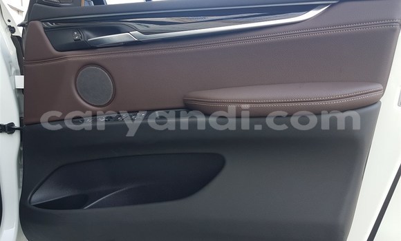 Nunua Ilio tumika BMW X5 Nyeupe Gari ndani ya Chililabombwe nchini Copperbelt Nunua Ilio tumika BMW X5 Nyeupe Gari ndani ya Chililabombwe nchini Copperbelt