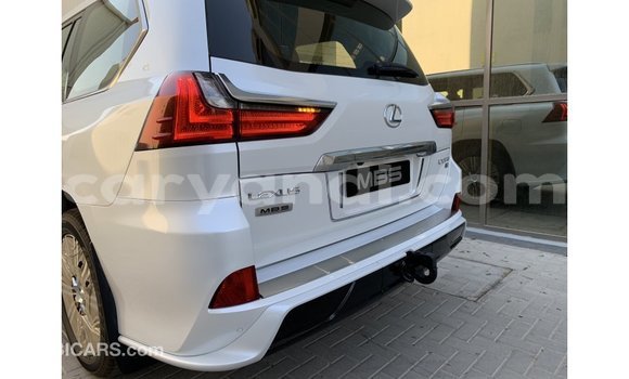 Acheter Import Voiture Lexus LX Blanc à Import - Dubai, Zambie Acheter Import Voiture Lexus LX Blanc à Import - Dubai, Zambie
