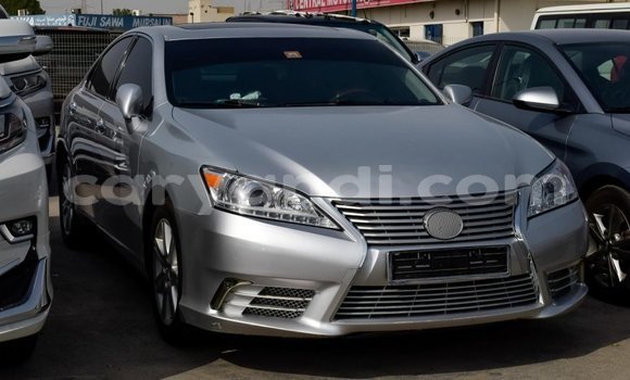 Tenga Imported Lexus ES Zvimwe Mota in Import - Dubai in Zambia Tenga Imported Lexus ES Zvimwe Mota in Import - Dubai in Zambia