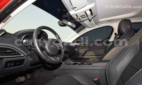 Acheter Import Voiture Jaguar XE Rouge à Import - Dubai, Zambie Acheter Import Voiture Jaguar XE Rouge à Import - Dubai, Zambie