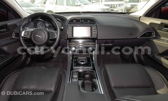 Acheter Import Voiture Jaguar XE Rouge à Import - Dubai, Zambie Acheter Import Voiture Jaguar XE Rouge à Import - Dubai, Zambie
