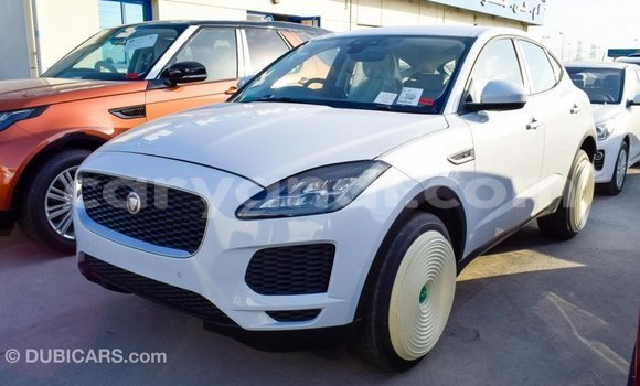 Nunua Imported Jaguar E-Pace Nyeupe Gari ndani ya Import - Dubai nchini Zambia Nunua Imported Jaguar E-Pace Nyeupe Gari ndani ya Import - Dubai nchini Zambia