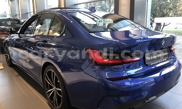 Nunua Ilio tumika BMW 3–Series Bluu Gari ndani ya Chilanga nchini Lusaka Nunua Ilio tumika BMW 3–Series Bluu Gari ndani ya Chilanga nchini Lusaka