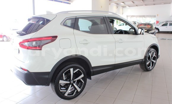 Nunua Ilio tumika Nissan Qashqai Nyeupe Gari ndani ya Chingola nchini Zambia Nunua Ilio tumika Nissan Qashqai Nyeupe Gari ndani ya Chingola nchini Zambia