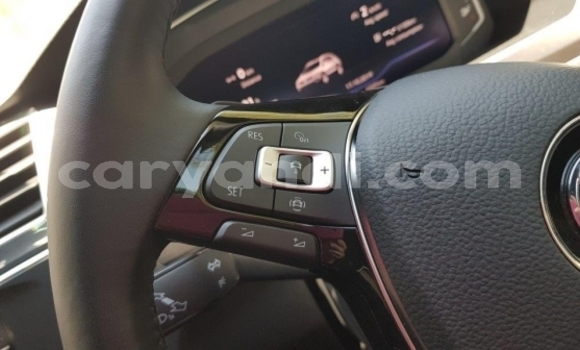 Nunua Ilio tumika Volkswagen Tiguan Nyeupe Gari ndani ya Chingola nchini Zambia Nunua Ilio tumika Volkswagen Tiguan Nyeupe Gari ndani ya Chingola nchini Zambia