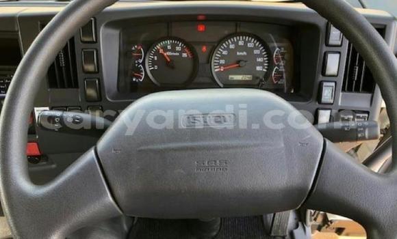 Acheter Occasion Utilitaire Isuzu FTR 850 Blanc à Lusaka, Zambie Acheter Occasion Utilitaire Isuzu FTR 850 Blanc à Lusaka, Zambie