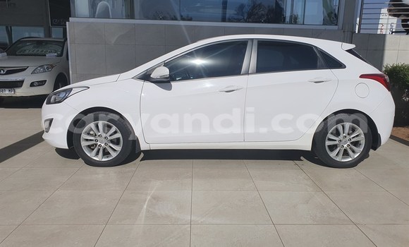 Acheter Occasion Voiture Hyundai i30 Blanc à Lusaka, Zambie Acheter Occasion Voiture Hyundai i30 Blanc à Lusaka, Zambie