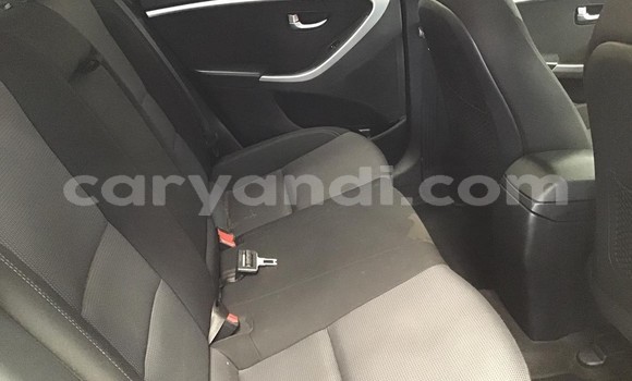 Acheter Occasion Voiture Hyundai i30 Blanc à Lusaka, Zambie Acheter Occasion Voiture Hyundai i30 Blanc à Lusaka, Zambie