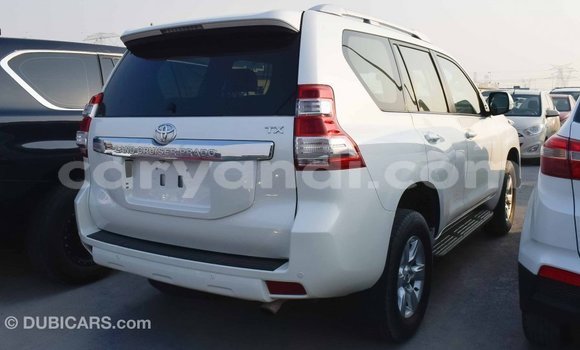 Nunua Imported Toyota Prado Nyeupe Gari ndani ya Import - Dubai nchini Zambia Nunua Imported Toyota Prado Nyeupe Gari ndani ya Import - Dubai nchini Zambia