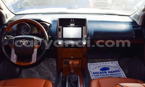 Acheter Import Voiture Toyota Prado Blanc à Import - Dubai, Zambie Acheter Import Voiture Toyota Prado Blanc à Import - Dubai, Zambie