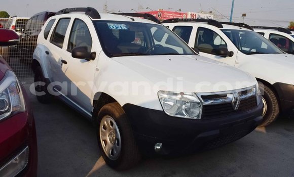Nunua Imported Renault Duster Nyeupe Gari ndani ya Import - Dubai nchini Zambia Nunua Imported Renault Duster Nyeupe Gari ndani ya Import - Dubai nchini Zambia
