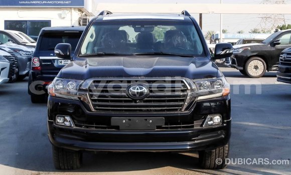 Nunua Imported Toyota Land Cruiser Nyeusi Gari ndani ya Import - Dubai nchini Zambia Nunua Imported Toyota Land Cruiser Nyeusi Gari ndani ya Import - Dubai nchini Zambia