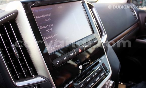 Nunua Imported Toyota Land Cruiser Nyeusi Gari ndani ya Import - Dubai nchini Zambia Nunua Imported Toyota Land Cruiser Nyeusi Gari ndani ya Import - Dubai nchini Zambia