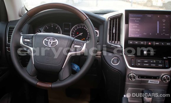 Nunua Imported Toyota Land Cruiser Nyeusi Gari ndani ya Import - Dubai nchini Zambia Nunua Imported Toyota Land Cruiser Nyeusi Gari ndani ya Import - Dubai nchini Zambia