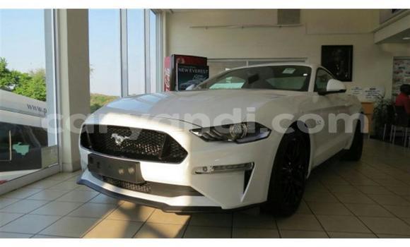 Buy Used Ford Mustang White Car in Lusaka in Zambia Buy Used Ford Mustang White Car in Lusaka in Zambia
