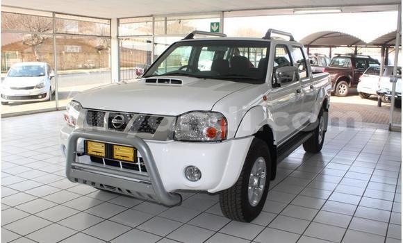 Acheter Occasion Voiture Nissan NP 300 Blanc à Lusaka, Zambie Acheter Occasion Voiture Nissan NP 300 Blanc à Lusaka, Zambie