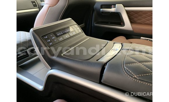 Acheter Import Voiture Toyota Land Cruiser Noir à Import - Dubai, Zambie Acheter Import Voiture Toyota Land Cruiser Noir à Import - Dubai, Zambie