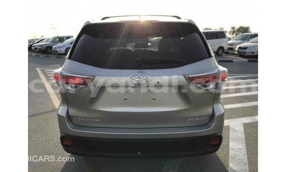 Tenga Imported Toyota Highlander Zvimwe Mota in Import - Dubai in Zambia Tenga Imported Toyota Highlander Zvimwe Mota in Import - Dubai in Zambia