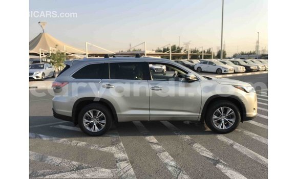 Tenga Imported Toyota Highlander Zvimwe Mota in Import - Dubai in Zambia Tenga Imported Toyota Highlander Zvimwe Mota in Import - Dubai in Zambia