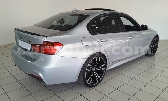 Acheter Occasion Voiture BMW 3–Series Gris à Lusaka, Zambie Acheter Occasion Voiture BMW 3–Series Gris à Lusaka, Zambie