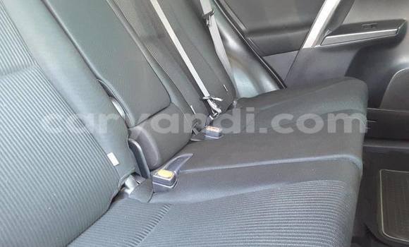 Nunua Ilio tumika Toyota RAV4 Nyeupe Gari ndani ya Lusaka nchini Zambia Nunua Ilio tumika Toyota RAV4 Nyeupe Gari ndani ya Lusaka nchini Zambia