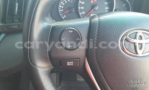 Nunua Ilio tumika Toyota RAV4 Nyeupe Gari ndani ya Lusaka nchini Zambia Nunua Ilio tumika Toyota RAV4 Nyeupe Gari ndani ya Lusaka nchini Zambia