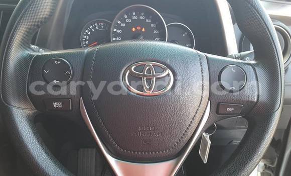 Nunua Ilio tumika Toyota RAV4 Nyeupe Gari ndani ya Lusaka nchini Zambia Nunua Ilio tumika Toyota RAV4 Nyeupe Gari ndani ya Lusaka nchini Zambia