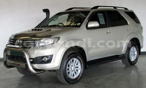 Buy Used Toyota Fortuner Silver Car in Lusaka in Zambia Buy Used Toyota Fortuner Silver Car in Lusaka in Zambia