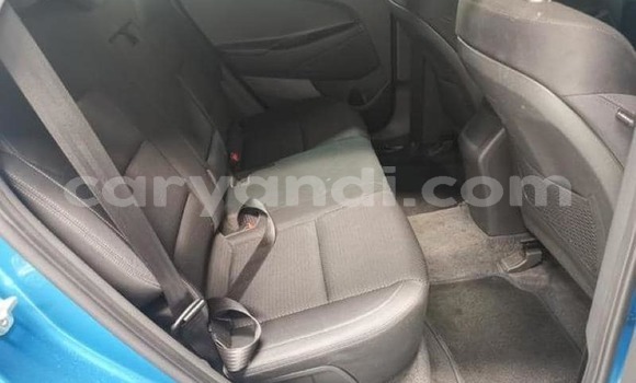 Acheter Occasion Voiture Hyundai Tucson Bleu à Lusaka, Zambie Acheter Occasion Voiture Hyundai Tucson Bleu à Lusaka, Zambie