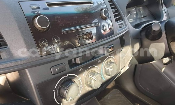 Acheter Occasion Voiture Toyota Hilux Blanc à Lusaka, Zambie Acheter Occasion Voiture Toyota Hilux Blanc à Lusaka, Zambie