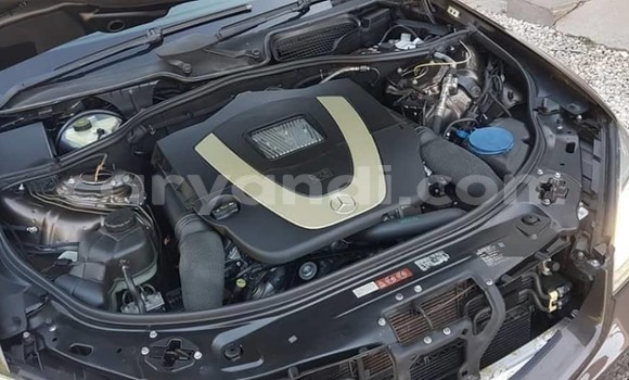 Tenga Tsaru Mercedes‒Benz E–Class Nhema Mota in Lusaka in Zambia Tenga Tsaru Mercedes‒Benz E–Class Nhema Mota in Lusaka in Zambia