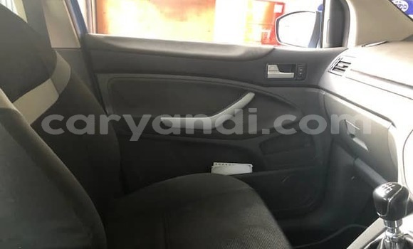 Buy Used Ford Kuga Blue Car in Lusaka in Zambia Buy Used Ford Kuga Blue Car in Lusaka in Zambia