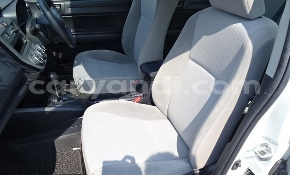 Acheter Occasion Voiture Toyota Axio Blanc à Lusaka, Zambie Acheter Occasion Voiture Toyota Axio Blanc à Lusaka, Zambie