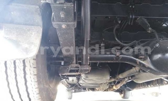 Acheter Import Voiture Toyota Hiace Blanc à Lusaka, Zambie Acheter Import Voiture Toyota Hiace Blanc à Lusaka, Zambie