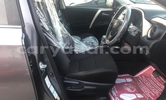 Acheter Import Voiture Toyota RAV4 Noir à Lusaka, Zambie Acheter Import Voiture Toyota RAV4 Noir à Lusaka, Zambie