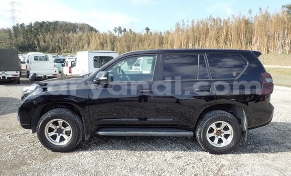 Acheter Import Voiture Toyota Land Cruiser Prado Noir à Lusaka, Zambie Acheter Import Voiture Toyota Land Cruiser Prado Noir à Lusaka, Zambie