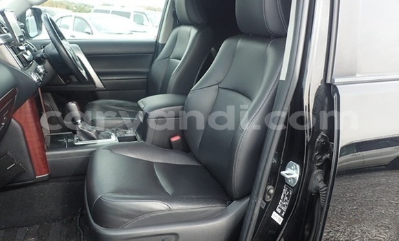 Acheter Import Voiture Toyota Land Cruiser Prado Noir à Lusaka, Zambie Acheter Import Voiture Toyota Land Cruiser Prado Noir à Lusaka, Zambie