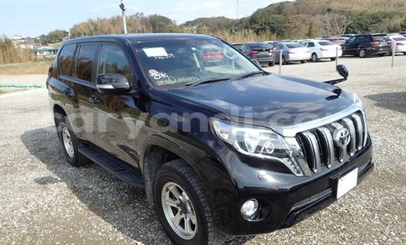 Acheter Import Voiture Toyota Land Cruiser Prado Noir à Lusaka, Zambie Acheter Import Voiture Toyota Land Cruiser Prado Noir à Lusaka, Zambie