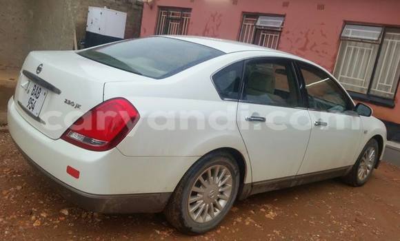 Acheter Occasion Voiture Nissan 350Z Blanc à Chingola, Zambie Acheter Occasion Voiture Nissan 350Z Blanc à Chingola, Zambie