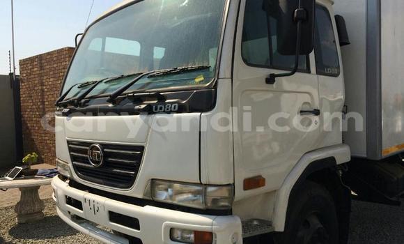 Acheter Occasion Utilitaire Nissan UD Blanc à Lusaka, Zambie Acheter Occasion Utilitaire Nissan UD Blanc à Lusaka, Zambie
