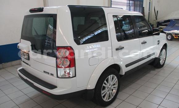 Nunua Ilio tumika Land Rover Discovery Nyeupe Gari ndani ya Chingola nchini Zambia Nunua Ilio tumika Land Rover Discovery Nyeupe Gari ndani ya Chingola nchini Zambia