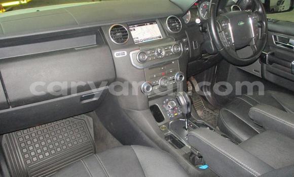 Nunua Ilio tumika Land Rover Discovery Nyeupe Gari ndani ya Chingola nchini Zambia Nunua Ilio tumika Land Rover Discovery Nyeupe Gari ndani ya Chingola nchini Zambia