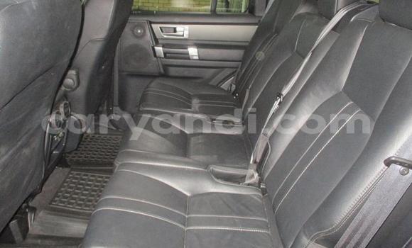 Nunua Ilio tumika Land Rover Discovery Nyeupe Gari ndani ya Chingola nchini Zambia Nunua Ilio tumika Land Rover Discovery Nyeupe Gari ndani ya Chingola nchini Zambia