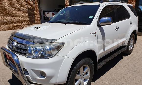 Tenga Tsaru Toyota Fortuner Zvimwe Mota in Chipata in Zambia Tenga Tsaru Toyota Fortuner Zvimwe Mota in Chipata in Zambia