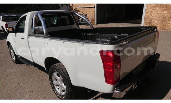 Tenga Tsaru Isuzu KB Chena Mota in Chinsali in Northern Tenga Tsaru Isuzu KB Chena Mota in Chinsali in Northern