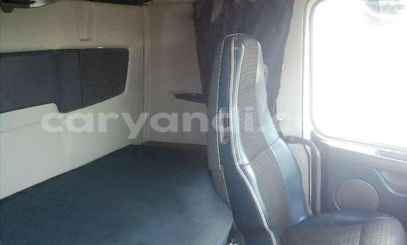 Acheter Occasion Utilitaire Volvo F4 Blanc à Lusaka, Zambie Acheter Occasion Utilitaire Volvo F4 Blanc à Lusaka, Zambie