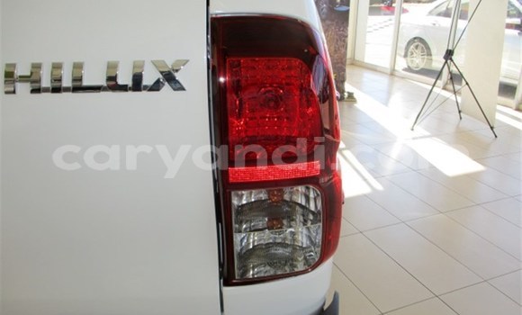 Nunua Ilio tumika Toyota Hilux Nyeupe Gari ndani ya Chinsali nchini Kaskazini Nunua Ilio tumika Toyota Hilux Nyeupe Gari ndani ya Chinsali nchini Kaskazini