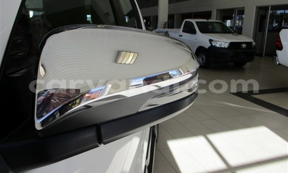 Nunua Ilio tumika Toyota Hilux Nyeupe Gari ndani ya Chinsali nchini Kaskazini Nunua Ilio tumika Toyota Hilux Nyeupe Gari ndani ya Chinsali nchini Kaskazini