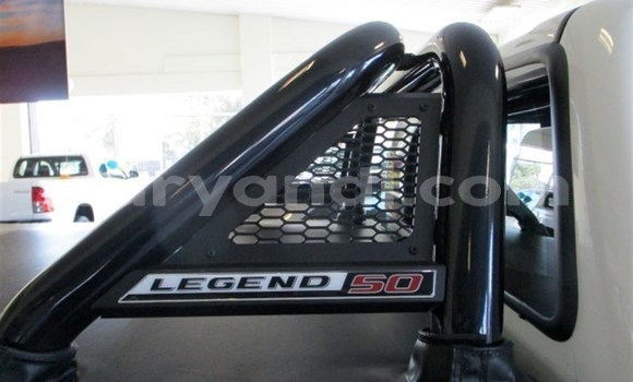 Nunua Ilio tumika Toyota Hilux Nyeupe Gari ndani ya Chinsali nchini Kaskazini Nunua Ilio tumika Toyota Hilux Nyeupe Gari ndani ya Chinsali nchini Kaskazini